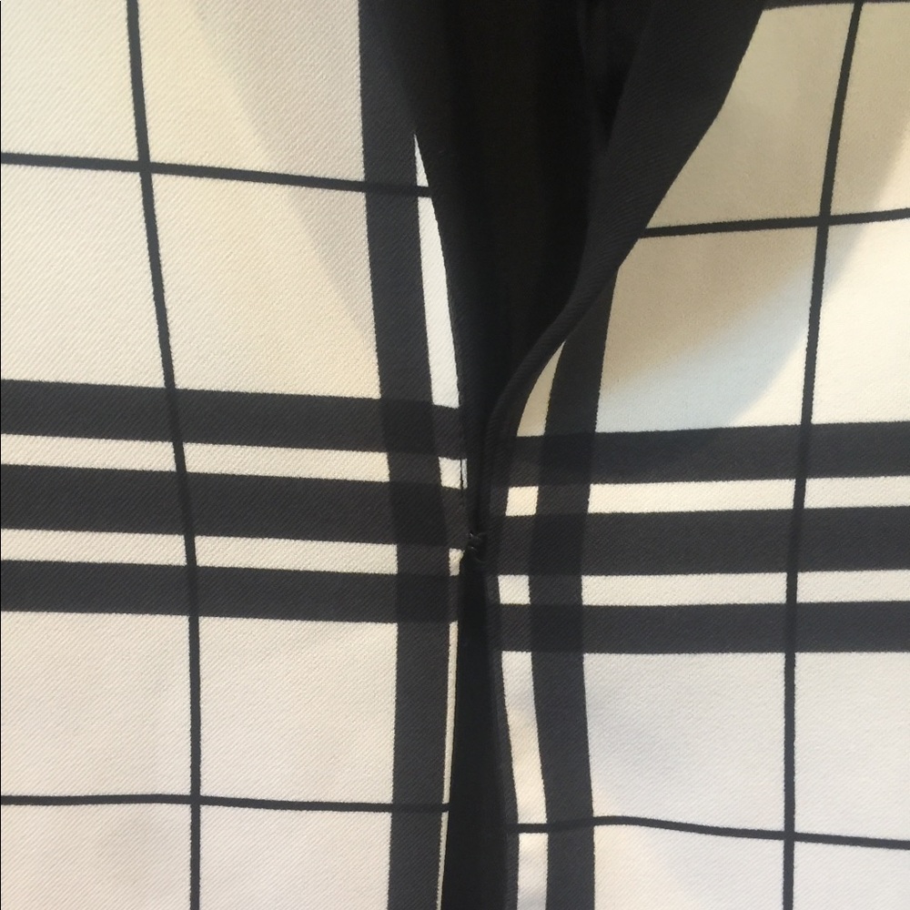 BLOGGERS FAVORITE NWOT Stylestalker Plaid Black and White Blazer - Picture 6 of 7